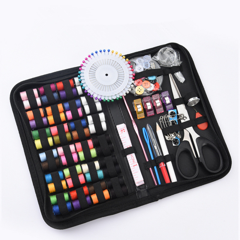 Travel Accessories To Sew - ポータブル収納バッグ付き裁縫キット、針、糸、はさみ、メジャー、アクセサリーセット、家庭用、旅行用、緊急用