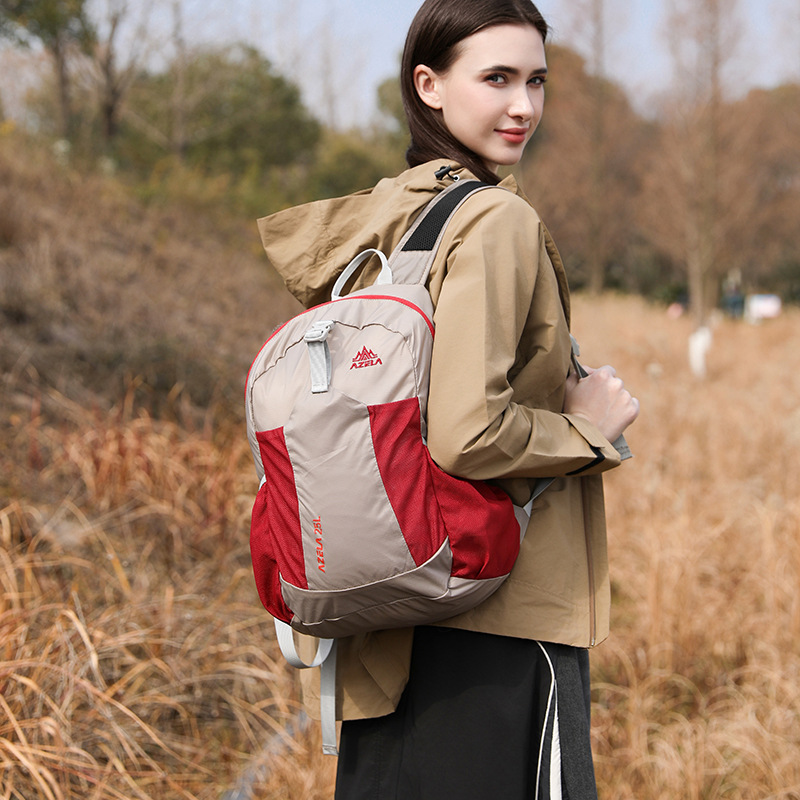 15L ハイキングバックパック防水軽量折りたたみ式デイパック - Packable Daypack Foldable のレビューと価格